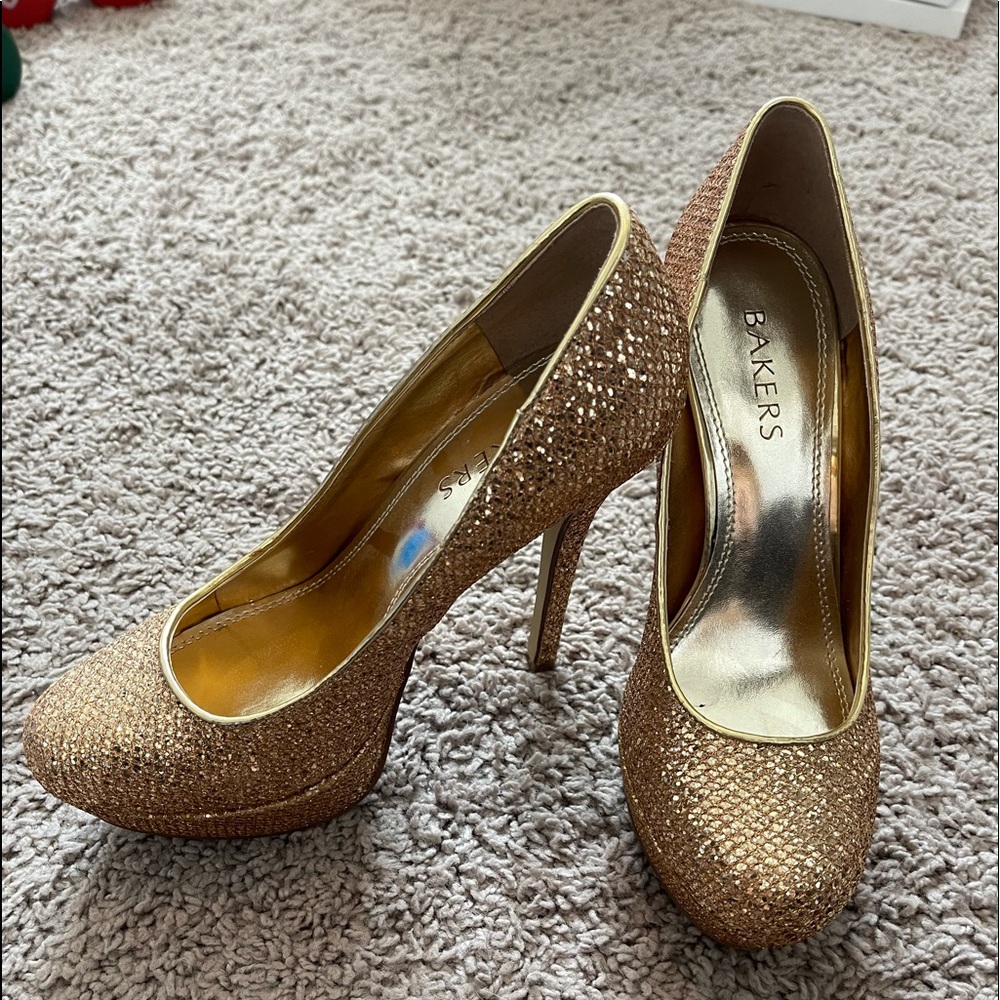Gold sparkle Bakers heels